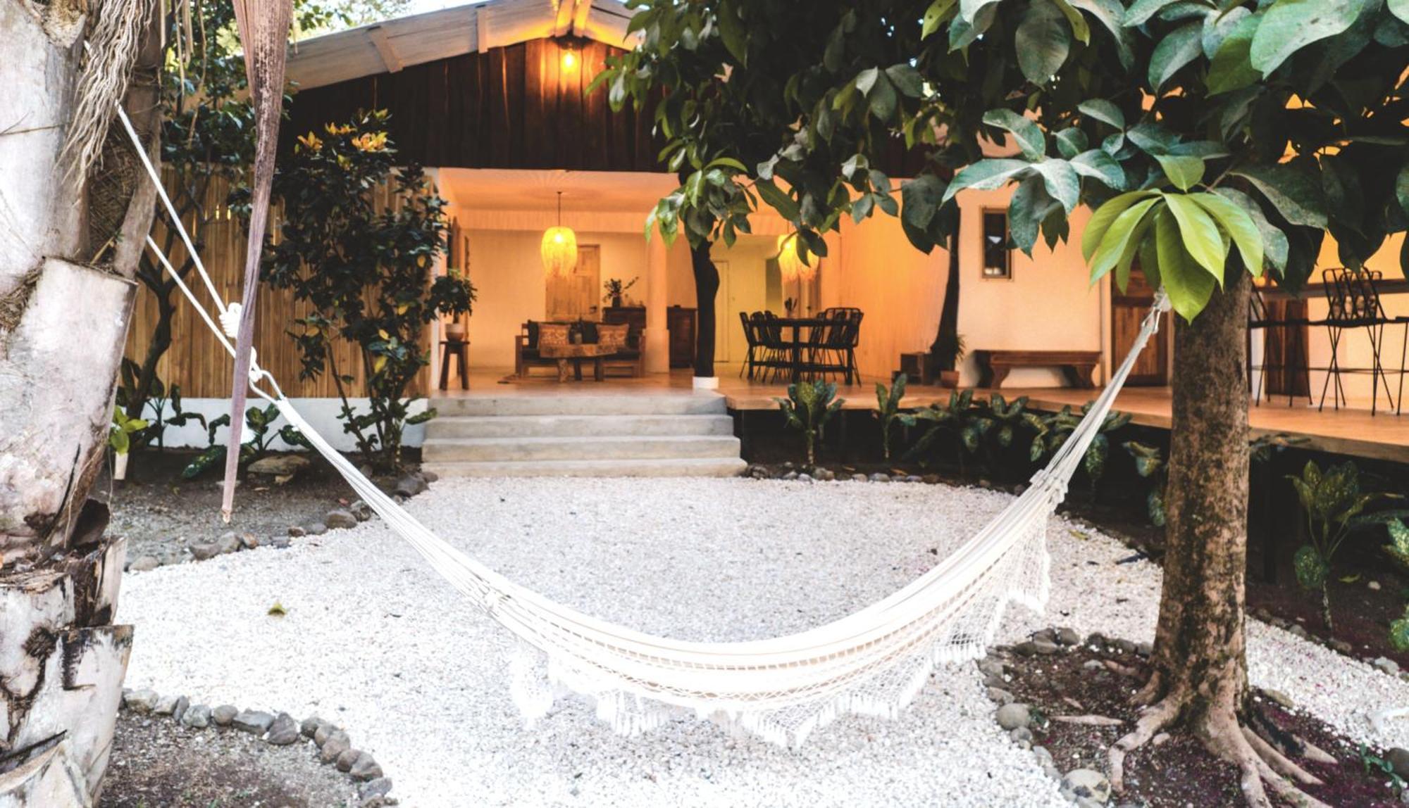 Cuatro Vientos Lodge & Apartments - Mal Pais, Costa Rica Playa Santa Teresa  Eksteriør billede