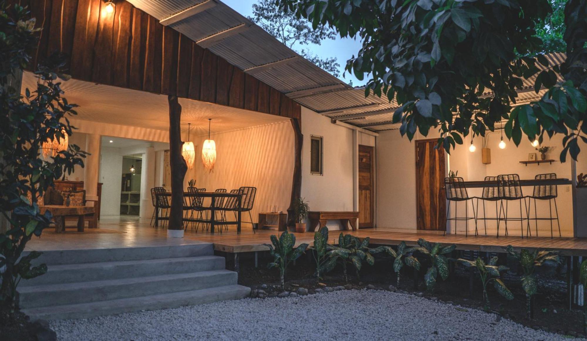 Cuatro Vientos Lodge & Apartments - Mal Pais, Costa Rica Playa Santa Teresa  Eksteriør billede