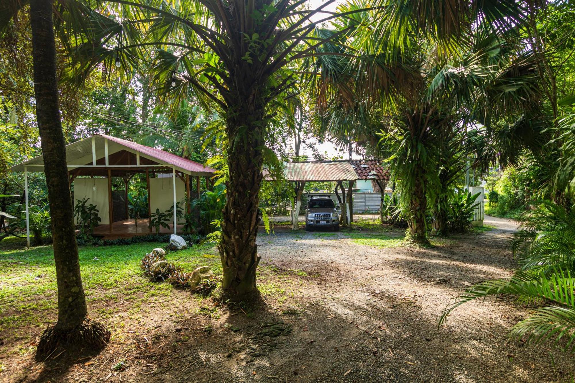 Cuatro Vientos Lodge & Apartments - Mal Pais, Costa Rica Playa Santa Teresa  Eksteriør billede